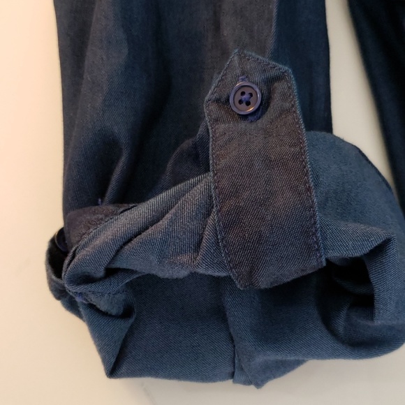 Jones New York Jeans button up denim/cotton top - Picture 5 of 6